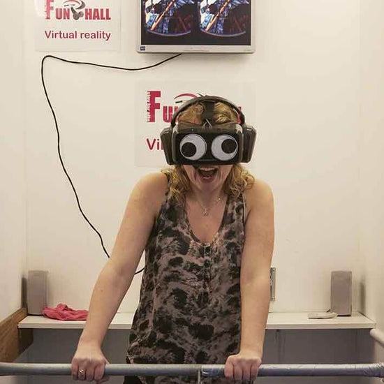 "Virtual Reality Escape Room Date" hos Funhall i Viborg